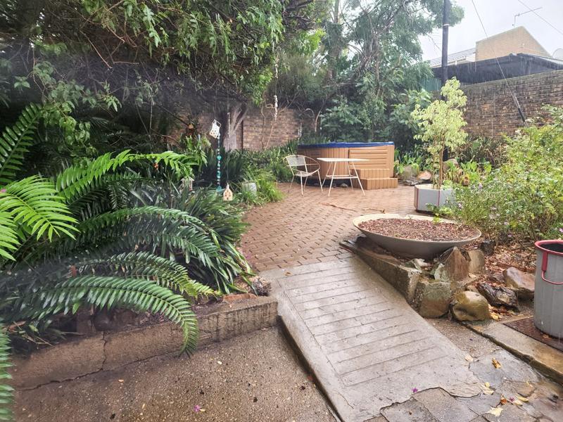 4 Bedroom Property for Sale in Amandelrug Western Cape